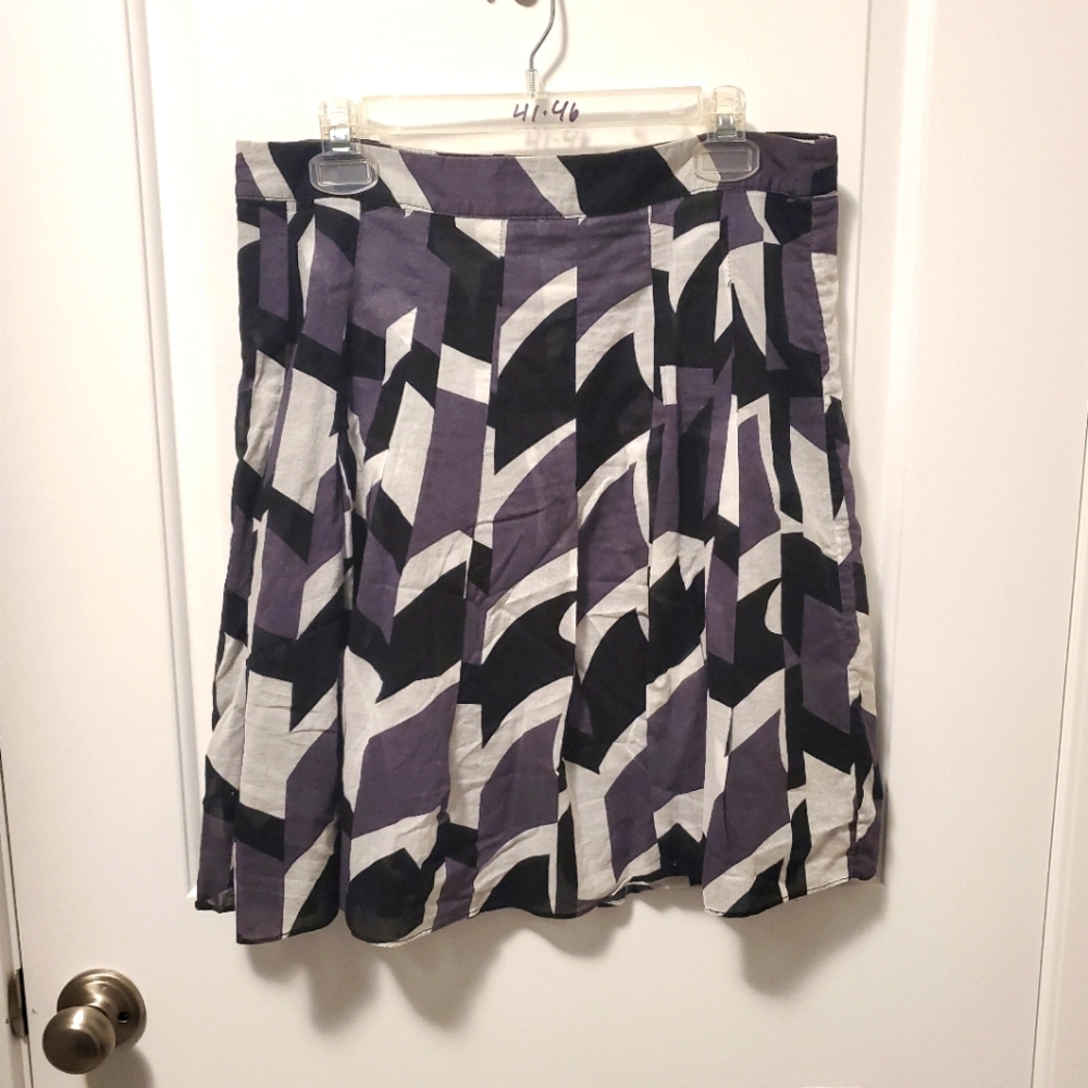 10/$30 🖤🤍 EUC  black and white geometric print